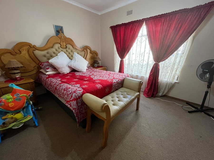 4 Bedroom Property for Sale in Protea Park North West